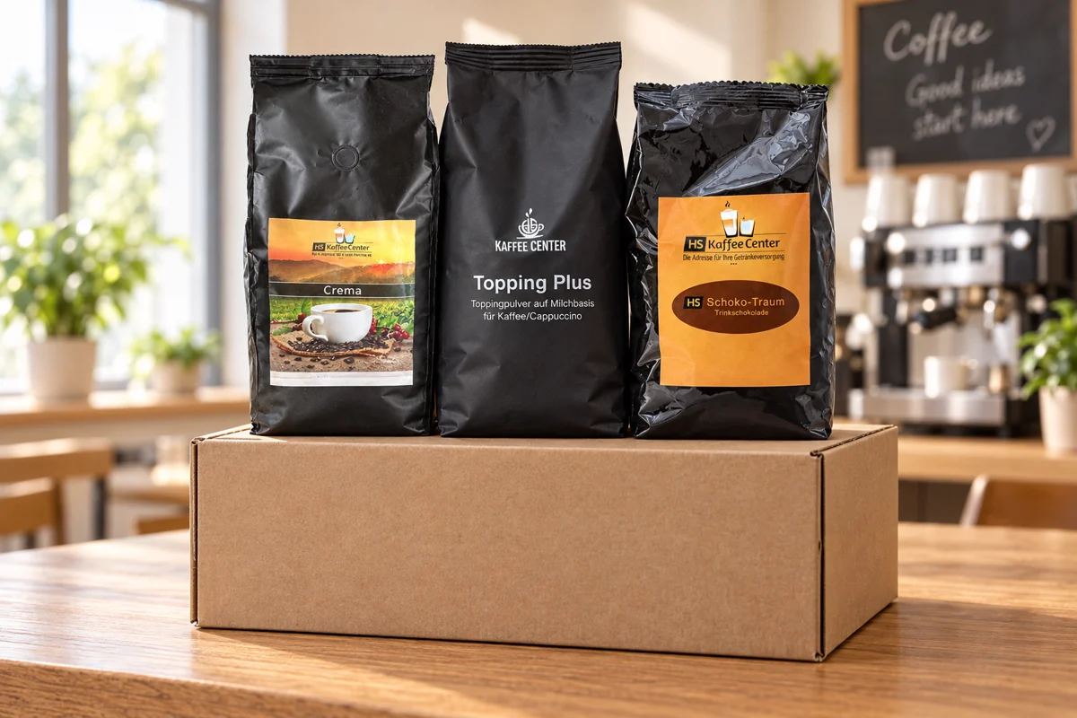 Kaffee, Topping und Kakao auf einem Versandkarton